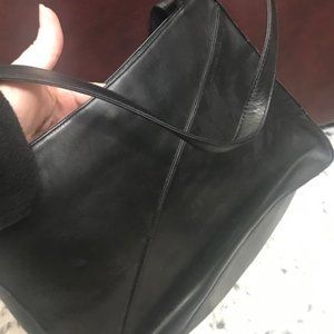 Kenneth Cole bag - like new